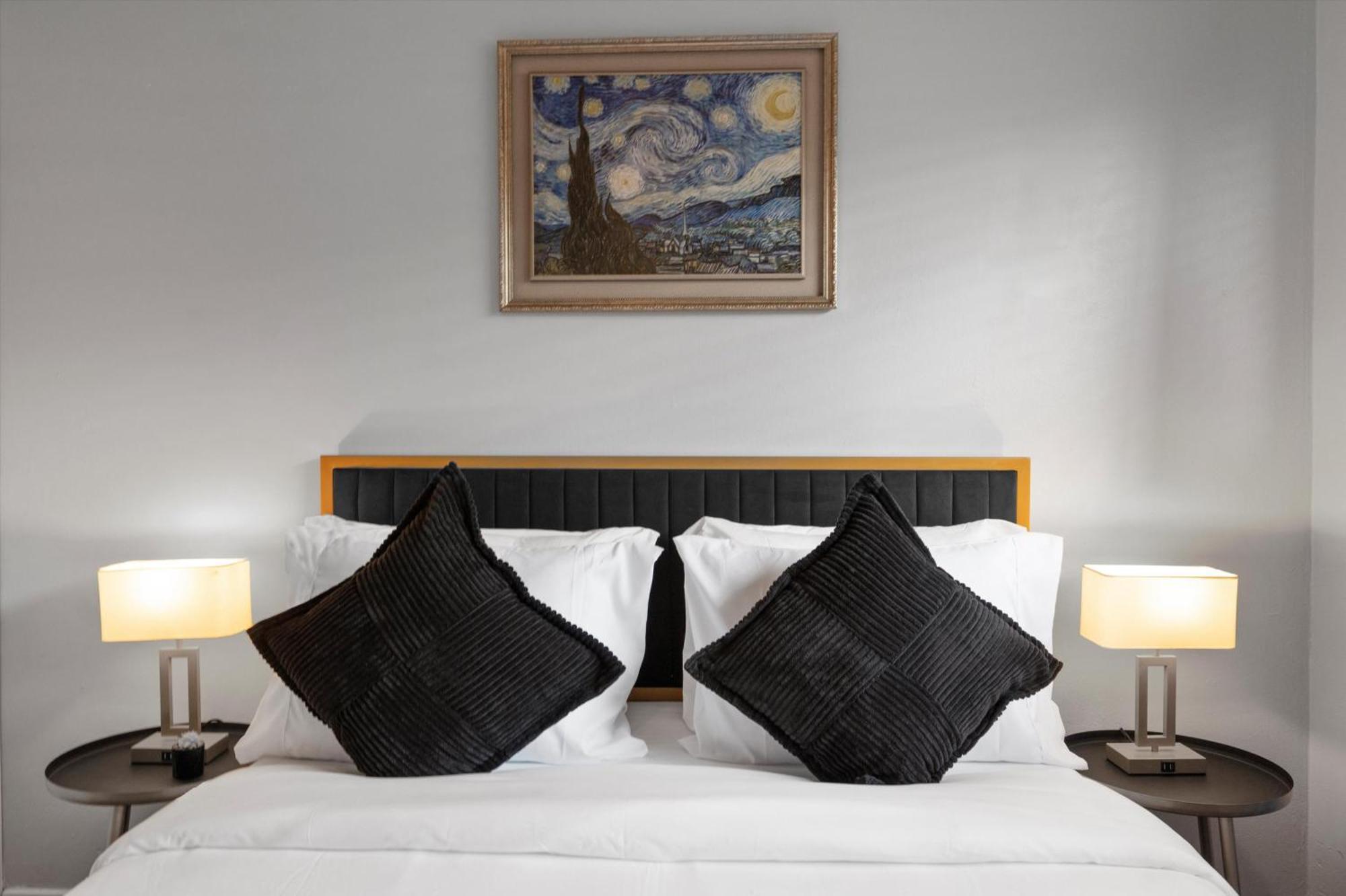 Mins 2 Downtown - King Bed - Private Stays Όστιν Εξωτερικό φωτογραφία