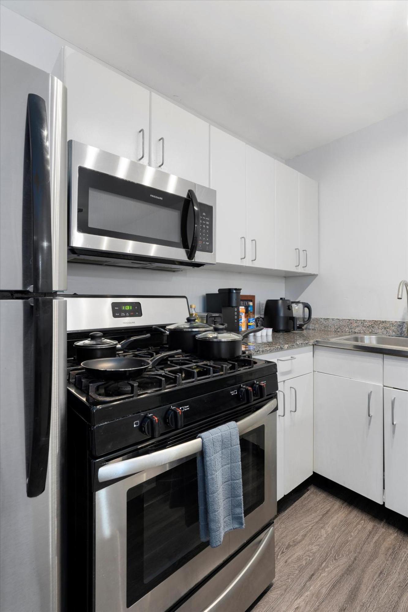 Mins 2 Downtown - King Bed - Private Stays Όστιν Εξωτερικό φωτογραφία